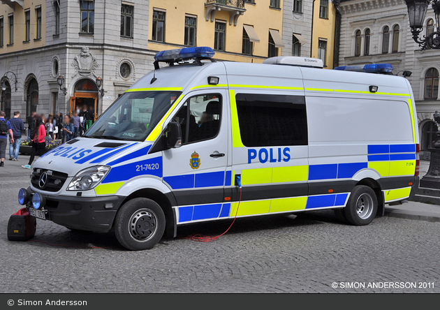 Uppsala - Polis - ELW - 1 21-7420