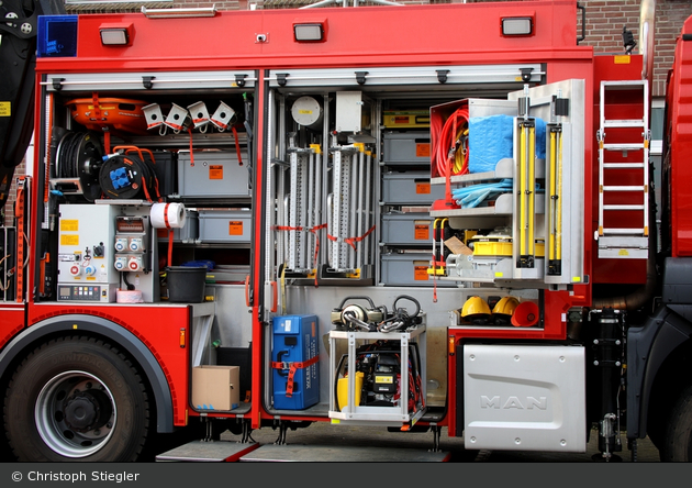 Hoogeveen - Brandweer - RW-Kran - 03-8971