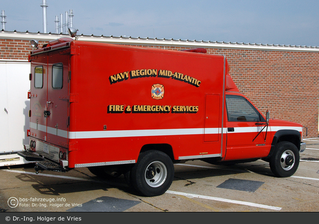 Norfolk - US Navy - Van