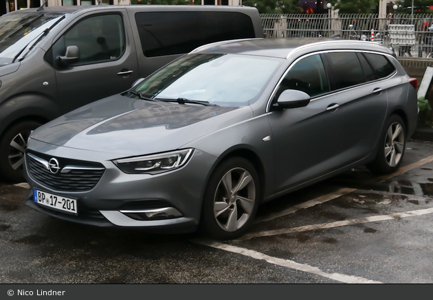 BP17-201 - Opel Insignia - PKW