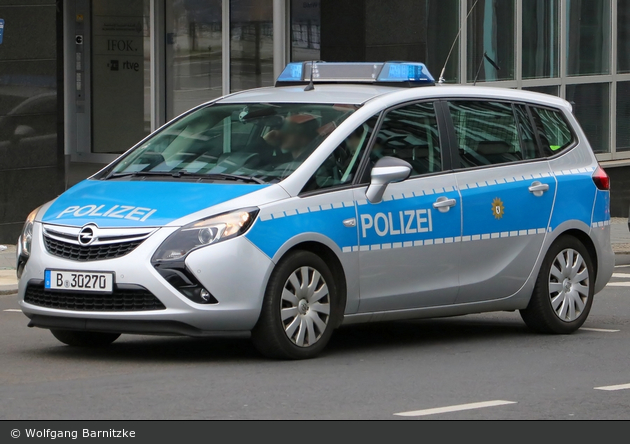 B-30270 - Opel Zafira Tourer - FuStW (a.D.)