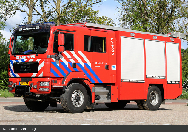 Wageningen - Brandweer - HLF - 07-9033 (a.D.)