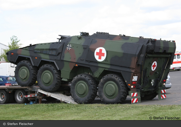 Y-430421 - Feldkirchen - Sanitätsdienst - sgSanKfz Boxer