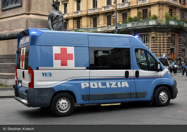 Napoli - Polizia di Stato - Servizio Sanitario - RTW