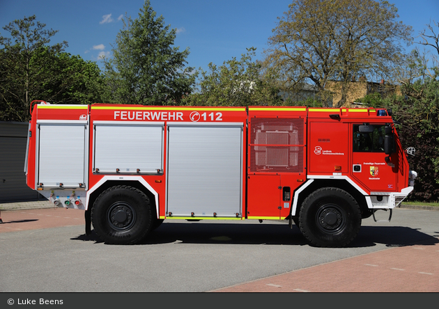 Florian Neukloster 36 31/26-01