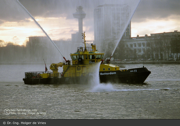 Rotterdam - Port of Rotterdam Authority - Notfallschlepper RPA 11