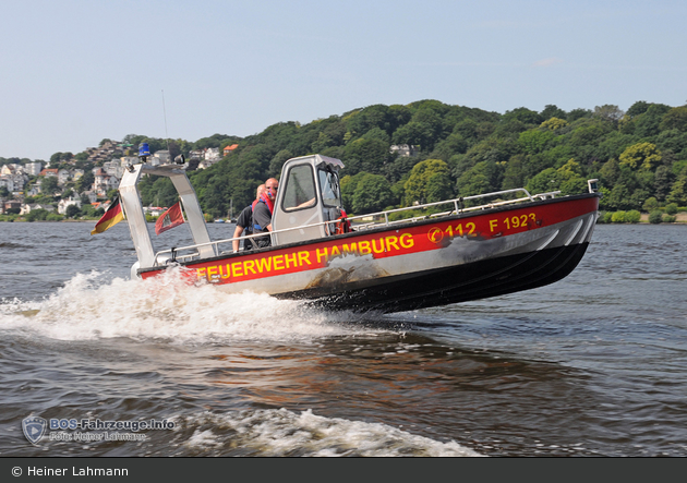 Florian Hamburg Nienstedten Kleinboot