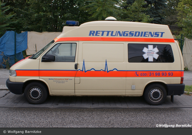 Krankentransport Berliner Rettungsdienst Team - BRT-17 KTW