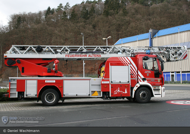 Florian Mark 06/33-01