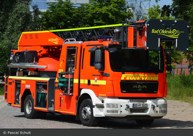 Florian Stormarn 30/32-01