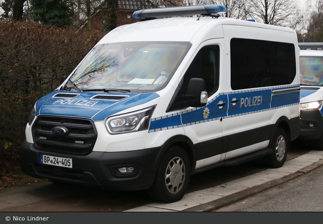 BP24-405 - Ford Transit - HGruKw
