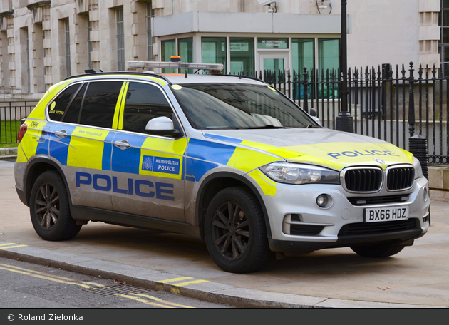 London - Metropolitan Police Service - Specialist Firearms Command - FuStW - FHK
