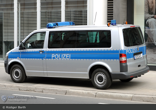 Hannover - VW T5 - FuStW