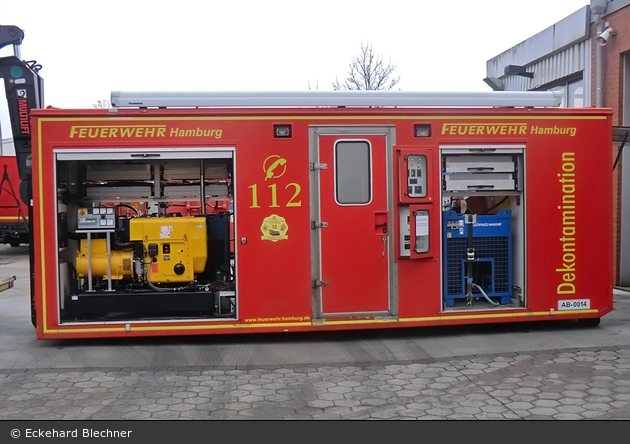 Florian Hamburg 32 AB-Dekon