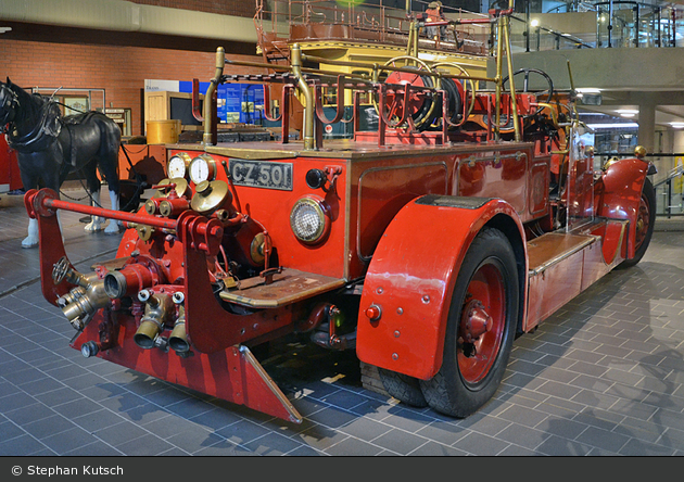 Belfast - Northern Ireland Fire and Rescue Service - Pump Escape (a.D.)