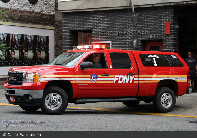 FDNY - Manhattan - Division 01 - ELW