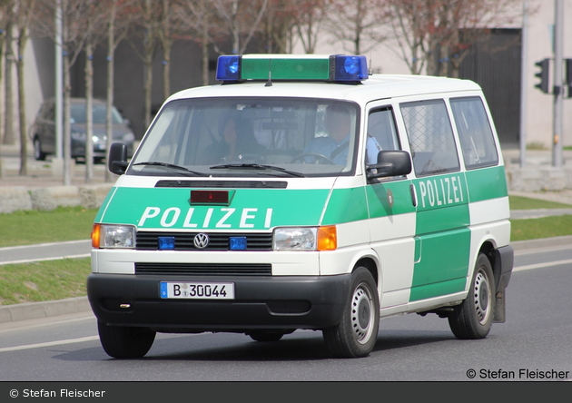 B-30044 - VW T4 - FuStW