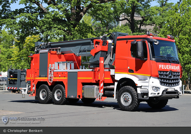 Jever - Feuerwehr - FeuerwRettKfz LfzBes