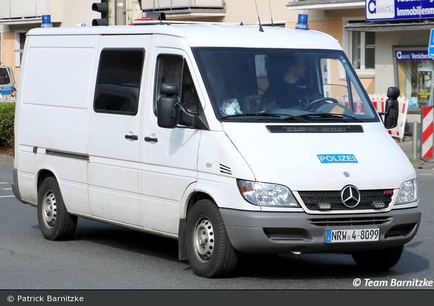 NRW4-8099 - MB Sprinter 313 CDI - BeDoKw