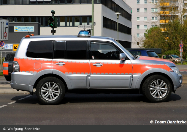 NRW4-4978 - Mitsubishi Pajero - NEF