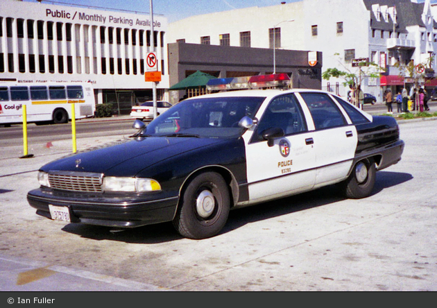 Los Angeles - Los Angeles Police Department - FuStW - 83280 (a.D.)