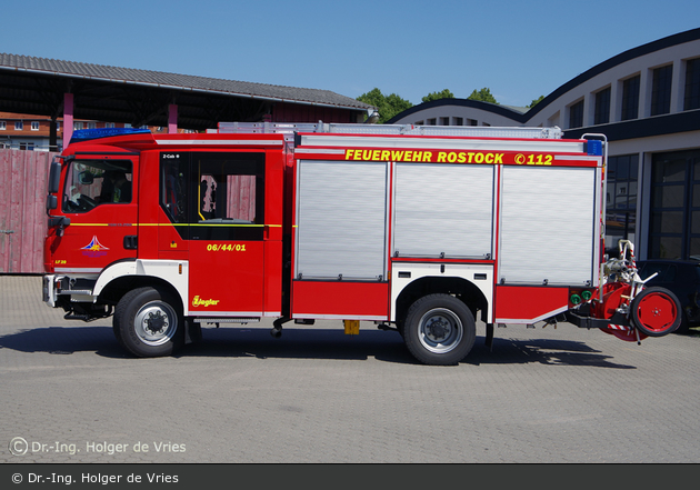 Florian Rostock 06/44-01