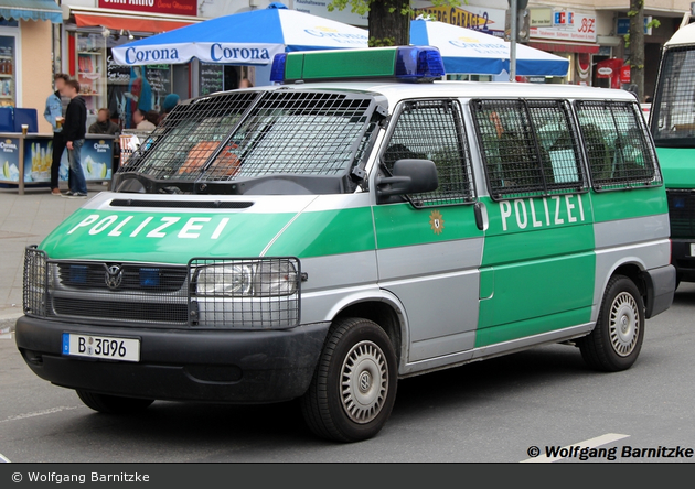 B-3096 - VW T4 - Führungsfahrzeug