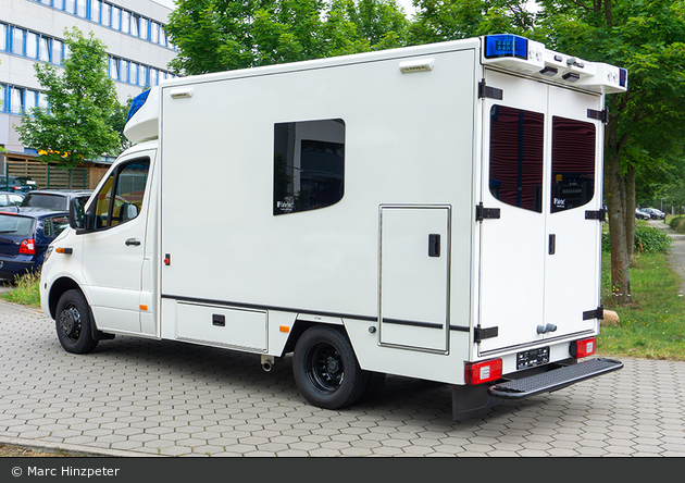 Mercedes-Benz Sprinter 519 CDI - Haas Vermietung von Sonderfahrzeugen - RTW