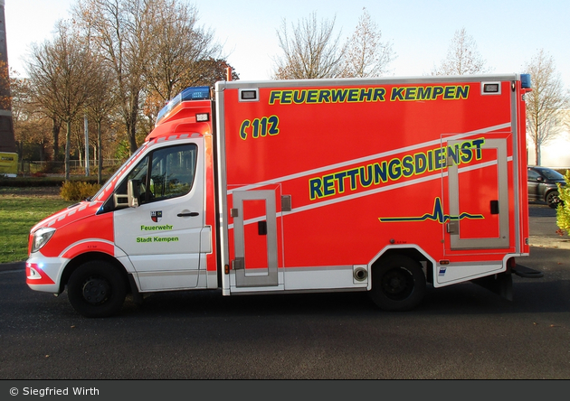 Rettung Kempen 03 RTW 02 (a.D.)