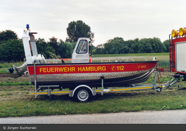 Florian Hamburg Neuland Kleinboot