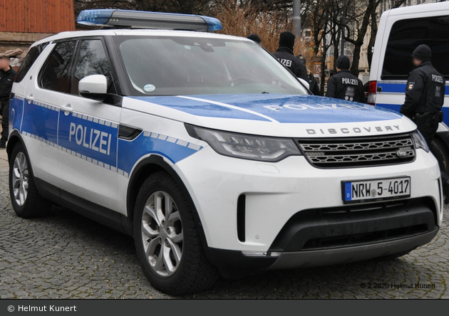 NRW5-4017 – Landrover Discovery - FuStW