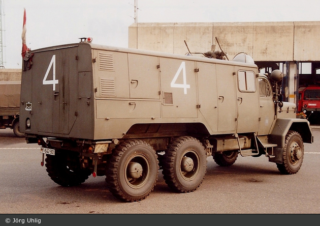 Köln-Wahn - Feuerwehr - FlKFZ 3800 (a.D.)