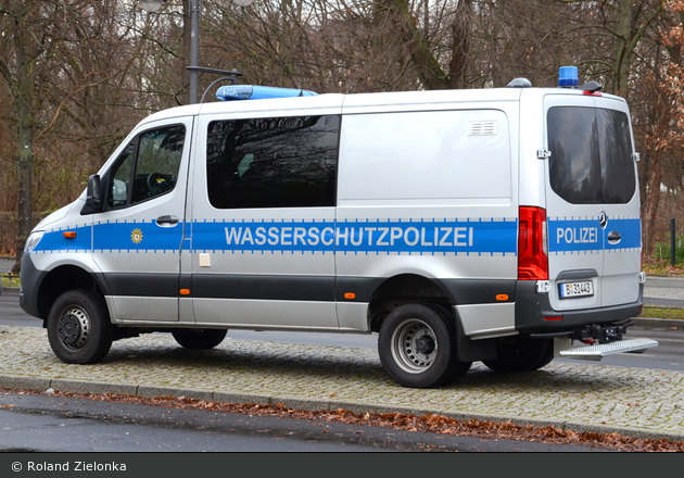 B-31443 - MB Sprinter 4x4 - GW-Wasserschutzpolizei