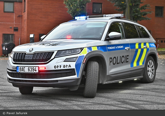 Praha - Policie - 8AE 6394 - PMJ - FüKw