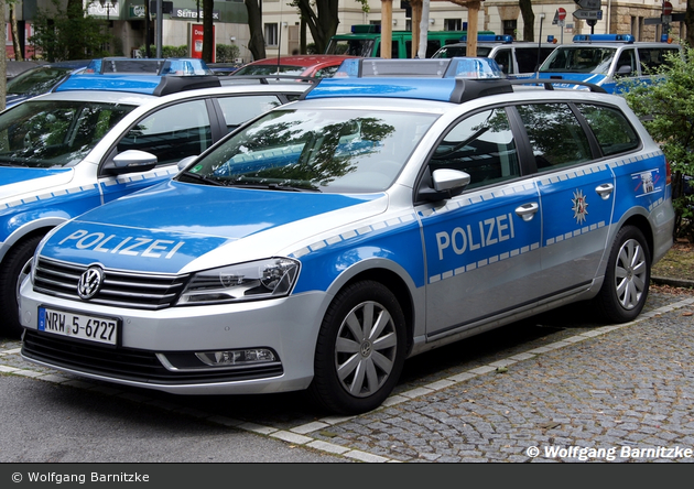 NRW5-6727 - VW Passat - FuSTW