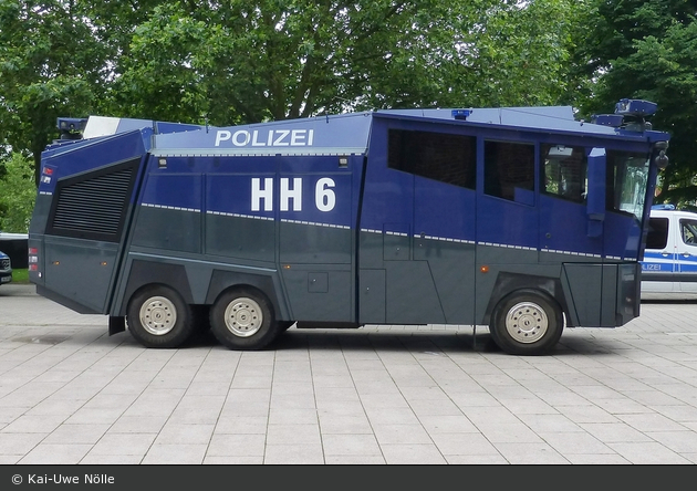 HH-3895 - MB Actros 3341 AK - WaWe 06