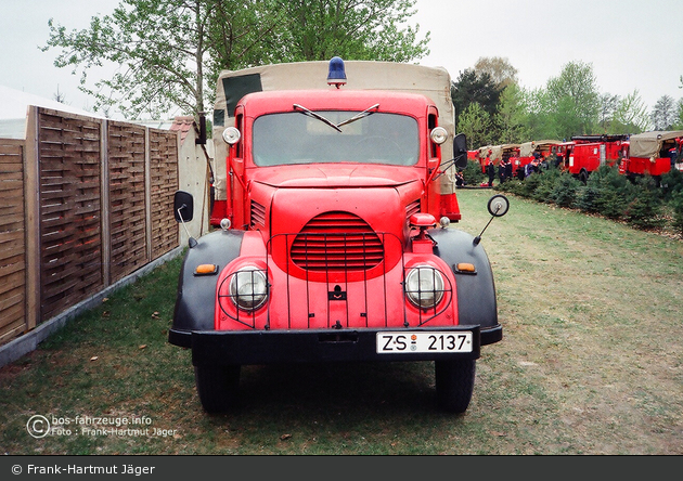 Florian Fläming xx/19-01 (a.D.)