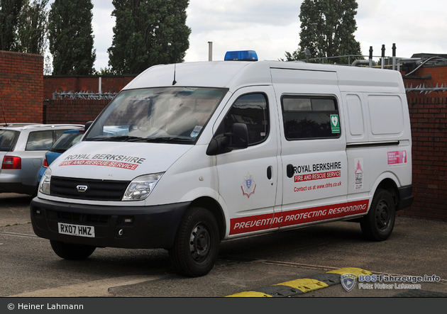 Maidenhead - Royal Berkshire Fire and Rescue Service - Van