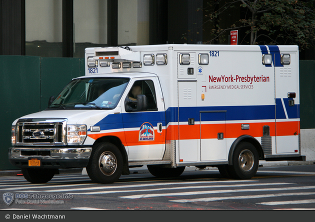 NYC - Manhattan - NewYork-Presbyterian EMS - ALS-Ambulance 1821 - RTW
