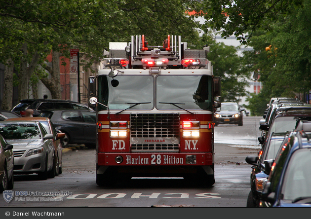 FDNY - Manhattan - Ladder 028 - DL