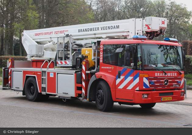 Veendam - Brandweer - TMF - 01-2550 (a.D.)