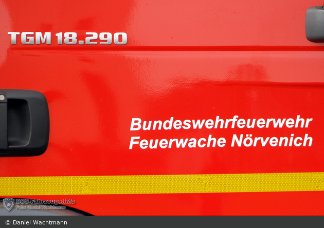 Nörvenich - Feuerwehr - FlKfz-Gebäudebrand 2.Los