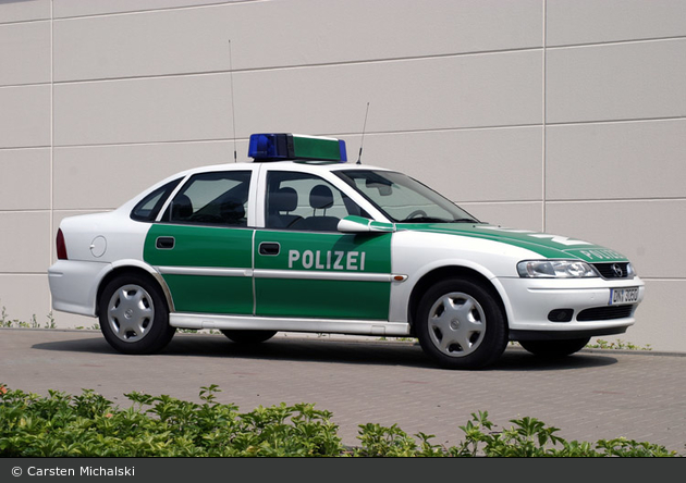 Düren - Opel Vectra - FuStW