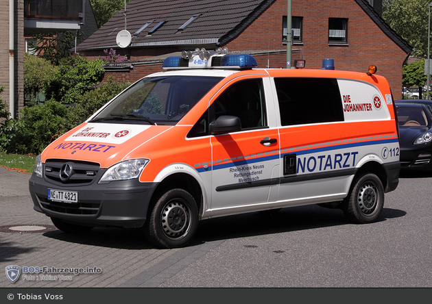 Rettung Kreis Neuss 04 NEF 01