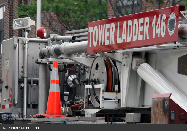 FDNY - Brooklyn - Ladder 146 - TM