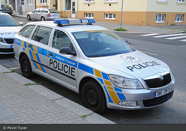 Praha - Policie - 3AH 2813 - FuStW