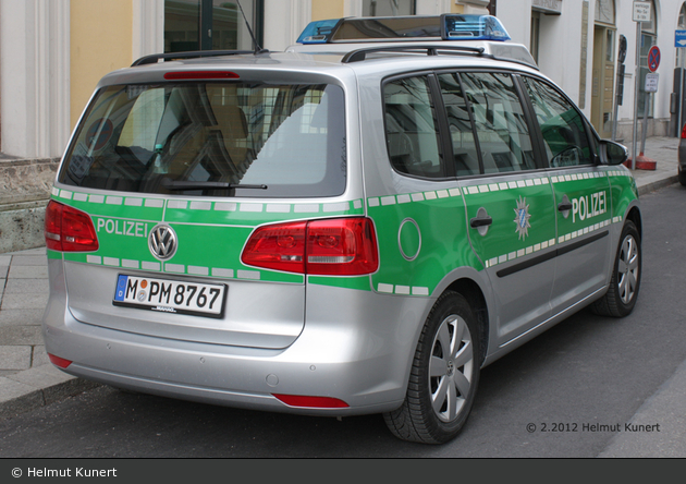 M-PM 8767 - VW Touran I GP2 - FuStW