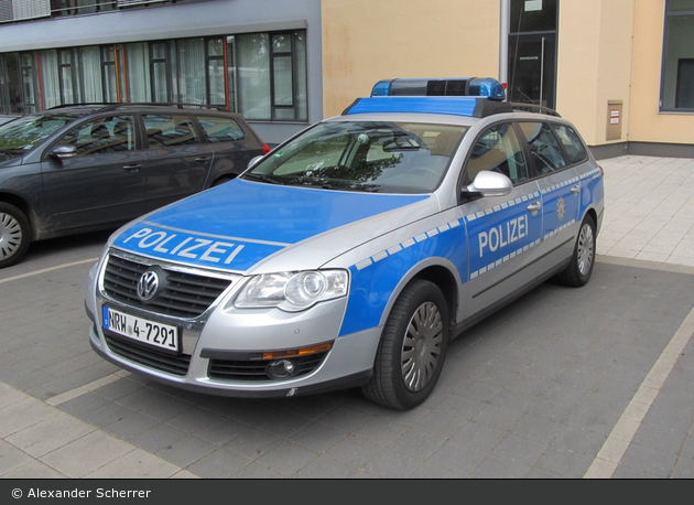 NRW4-7291 - VW Passat Variant - FuStW