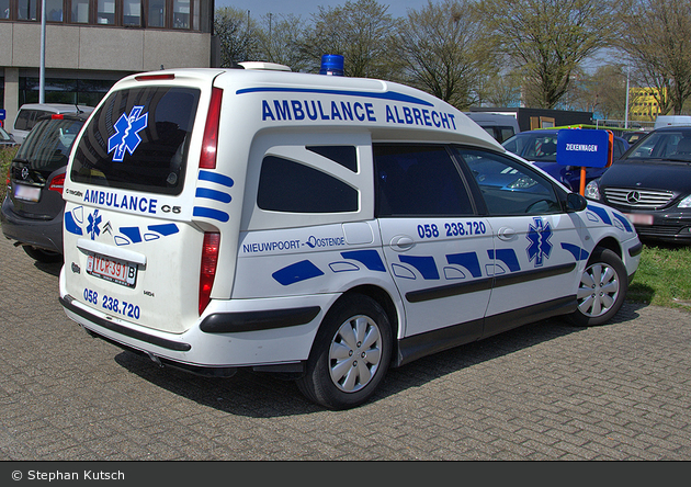 Nieuwpoort - Ambulance Albrecht - KTW