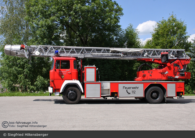 Florian Isny 01/33